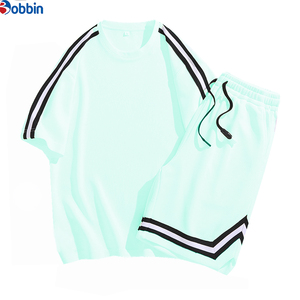 Conjunto de pantalones cortos personalizados para hombre, nuevo conjunto de verano a la moda con rayas, conjunto de pantalones cortos modernos para hombre, de manga corta, cuello redondo, holgado, estilo estudiantil. - Product Image 3