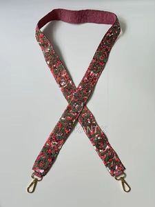 Bandoulière perlée unique avec un design artistique brillant aux couleurs vives, idéale pour les sacs à main, sacs à bandoulière et sacs à main - Product Image 2