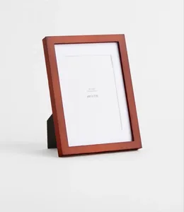 Cadre photo en bois personnalisé, personnalisable avec des noms, des dates ou des messages, design rustique artisanal pour la décoration de la maison - Product Image 6