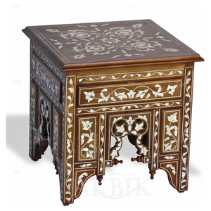 Table basse marocaine antique en laiton, plateau rond en métal gravé à la main avec base pliante en bois sculpté, meuble d'appoint - Product Image 2