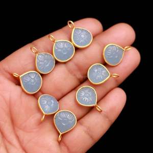 Pendentif fleur en calcédoine bleue naturelle, charme en argent sterling 925, pierre précieuse sculptée à la main, charme en forme de cœur pour la création de bijoux - Product Image 2