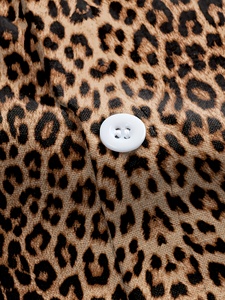 เสื้อโปโลโอเวอร์ไซส์ แขนสั้น คอวี ผ้าริบ ทรงหลวม สไตล์ลำลอง สตรีทแวร์ ดีไซน์ทันสมัย เสื้อยืดผู้ชาย - Product Image 5