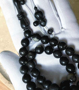 Tasbih de Lujo Religioso de Alta Calidad Hecho a Mano con Cuentas de Cuerno Personalizadas, Grabado de Logotipo, Tacto Real, para Hajj y Umrah, Precio Económico, Estilo Rústico - Product Image 5