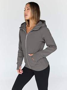 เสื้อฮู้ดซิปผู้หญิงคุณภาพสูง ผ้าฟลีซทรงโอเวอร์ไซส์ ป้องกันขนร่วง ระบายอากาศได้ดี โลโก้ด้านหน้า ผ้าฝ้าย 100% สกรีนลายตามสั่ง - Product Image 4