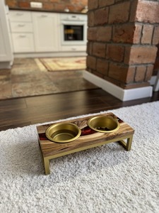 Ensemble de bols pour animaux de compagnie avec support, en bois poli écologique, fabriqué à la main en Europe, vaisselle décorative pour mariage et service à domicile - Product Image 4