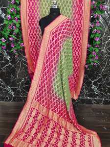 Sari indien élégant Neemzari Bandhani – Sari fait main tie-dye aux couleurs riches, idéal pour les fêtes et la collection nuptiale - Product Image 2