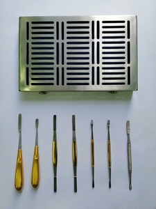 Ensemble de 7 raspés nasaux pour rhinoplastie, emballés dans un plateau cassette - Product Image 1