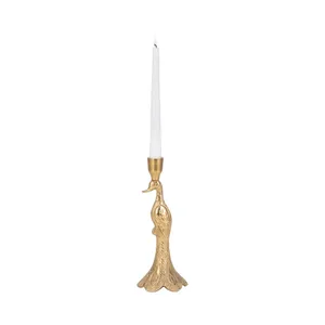 Porte-bougie de table basse fait main, élégant, en métal, accessoires décoratifs, bougeoir en laiton en forme de canard doré, décoration d'intérieur - Product Image 1