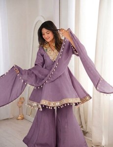 Conjunto de traje étnico de chinon suave al por mayor con bordado de espejo, pantalón palazzo acampanado y dupatta de diseñador para exportación - Product Image 1