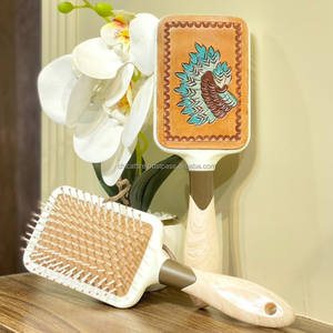 Cepillo de pelo de cuero grabado hecho a mano Real occidental bohemio estilo occidental de calidad superior tocador turquesa cepillo de pelo Unisex de viaje de lujo - Product Image 3