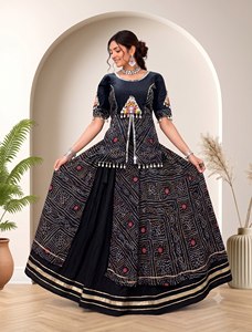 VISHNU K DESIGNS Lehenga Choli Azul para Mujer, Vestido Étnico Tradicional Indio de Algodón, Largo hasta el Suelo, de Secado Rápido, para Bodas y Fiestas - Product Image 2