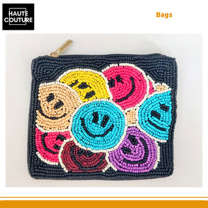 Fournisseur d'origine indienne proposant des tissus et des perles de la meilleure qualité, ainsi que des porte-monnaie et des sacs à fermeture éclair disponibles avec des options personnalisées - Product Image 5