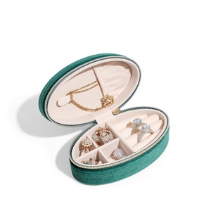 Linda Caja de Joyería Portátil Mini de Terciopelo, Elegante, Retro y Lujosa, de Forma Ovalada, para Guardar Collares y Anillos de Niñas - Product Image 5