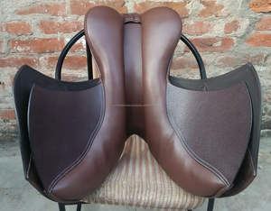 Sillín occidental de salto inglés de cuero genuino Premium de alta calidad, herrajes de acero inoxidable, nuevo diseño para la comodidad del caballo - Product Image 3