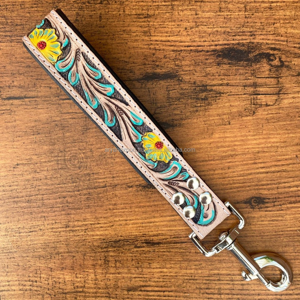 สีน้ำตาล