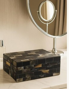 Caja artesanal con incrustaciones de cuerno de búfalo natural para guardar joyas: Organizador de adornos de cuerno natural en tonos tierra rústicos. - Product Image 4