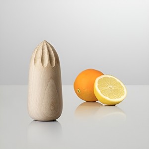 Traditional Wooden Lemon Reamer Tool For Manual Juicing Perfect For Home Kitchen And Restaurant Use - Product Image 1