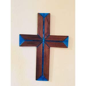 Placa de Resina de Madera con Cruz para Oración y Meditación, para un Ambiente Inspirador - Product Image 3