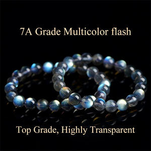 Bracelet de perles en pierre de lune grise naturelle de qualité supérieure Aamna Gems, haute transparence, avec gravure sur cristal, certifié par un tiers - Product Image 2