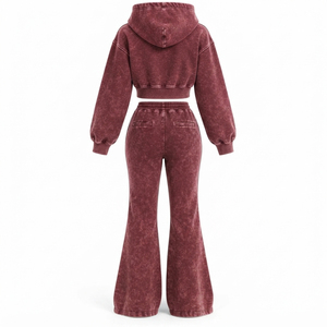 Conjunto de Sudadera con Estampado Gráfico Premium y Pantalones Deportivos Acampanados, Ropa Deportiva Personalizada de Moda Urbana para Hombre y Mujer - Product Image 4