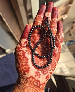 Cuentas de moissanita negra de 4.50 mm, corte AAA, facetadas, para la elaboración de joyería. - Product Image 1