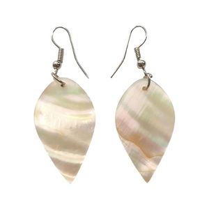 Boucles d'oreilles en nacre tendance 2026 pour un style vacances à la plage et des bijoux élégants pour les mariages - Product Image 4
