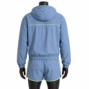 Ensemble de survêtements légers pour hommes : coupe-vent en nylon et short Dolphin – Vêtements de sport de course à pied – Fabrication sous marque privée - Product Image 4