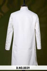 Sherwani formel pour homme, bleu prussien, orné de perles à la main, style indo-occidental, avec motifs floraux complexes et tissu en mélange de soie de qualité supérieure - Product Image 6