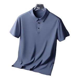 เสื้อโปโลแขนสั้นสีทึบสำหรับผู้ชาย ทรงลำลอง สีเขียว - Product Image 3