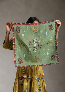 Bufanda de Satén Personalizada con Estampado para Moda Europea e Israelí, Marca Privada, Eventos Corporativos, Regalos Empresariales, OEM, ODM - Product Image 6