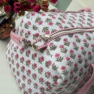 Vintage Quilted Cotton Duffle <b>Bag</b> Pink Floral Pattern Large Capacity Weekender Travel <b>Bag</b> for Women Men <b>Overnight</b> Stay - Product Image 2
