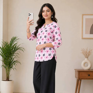 Ensemble coordonné pour femme – Tenue en rayonne à imprimé numérique avec pantalon palazzo - Product Image 1