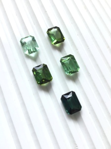 Turmalina verde natural de 28.03 quilates, corte octogonal, piedra para la elaboración de joyería fina. - Product Image 6