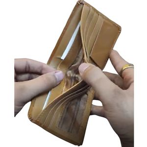 Cartera Bifold de Cuero Marrón Premium para Hombre, Diseño Profesional, Acabado Brillante, Delgada, Ligera, para Accesorios de Bolsillo, Uso Diario - Product Image 4