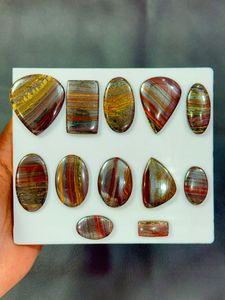 Perle de cristal naturel poli de qualité supérieure en pierre précieuse Iron Tiger pour la fabrication de bijoux, la méditation et la décoration énergétique – En vente - Product Image 1