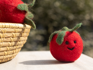 Jouet alimentaire factice en feutre de laine fait main pour tomates, décoration de chambre d'enfant, cadeau éducatif, vente en gros pour enfants - Product Image 2