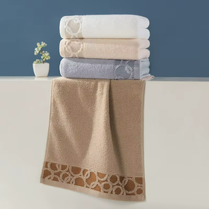 Serviette de bain en Jacquard en pur coton, 34x74Cm, motif géométrique, moelleuse et absorbante, serviette rectangulaire à usage domestique pour adultes, hommes et femmes - Product Image 4