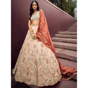 Lehenga Choli nupcial de seda suave beige bordado con corte en A y espalda ilusoria - Product Image 5