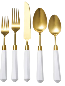 Juego de Cubiertos Dorados con Mangos Facetados Blancos y Cubertería Moderna y Elegante con Cuchillos, Tenedores y Cucharas para Comedor y Hostelería - Product Image 6