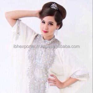 Kaftan estilo Mosca de mantequilla blanca perla con bordado de plata en el frente con trabajo de cuentas brillantes - Product Image 1