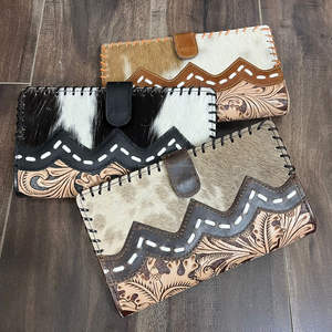 Portefeuille long en cuir de vache à poils, design tendance 2025, style occidental, avec motif floral en cuir travaillé à la main, portefeuille en cuir fait main pour femmes - Product Image 4