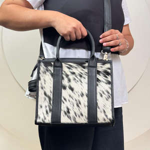 Vente en gros de sac à bandoulière multifonction en cuir de vachette véritable sac à bandoulière sac fourre-tout petit sac à main carré pour femmes - Product Image 4