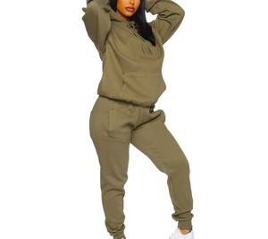 Ensemble de survêtement décontracté à capuche pour femme, imprimé ou uni, idéal pour les voyages et l'aéroport, vente en gros, directement de l'usine, faible MOQ, logo personnalisé - Product Image 3
