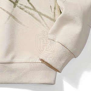 เสื้อสเวตเชิ้ตผู้ชายคลาสสิก ผ้าคอตตอนผสม แขนเสื้อลายทาง คอกลม เหมาะสำหรับเล่นกีฬาและสวมใส่ลำลอง - Product Image 4