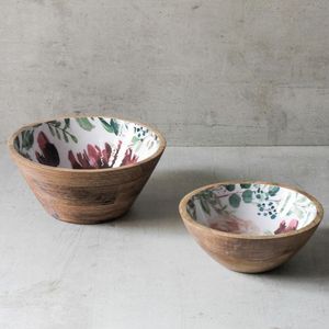 Tazón para Servir Hecho a Mano con Madera de Mango y Acabado Esmaltado Ecológico, con Pulido Suave para Uso en el Hogar, Hoteles, Restaurantes y Fiestas - Product Image 3