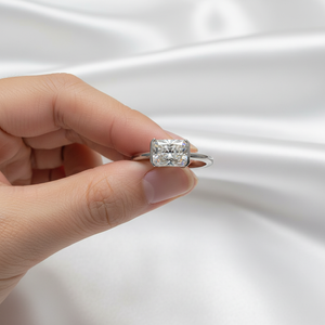 Anillo de compromiso de moda estilo East West con moissanita de corte radiante de 3 CT, engaste de media bisel, plata de ley 925, regalo de aniversario - Product Image 2