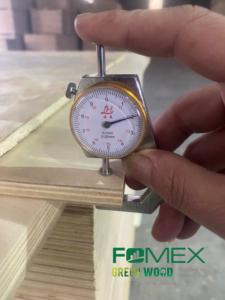 Contreplaqué de bouleau de haute qualité 1250 mm x 2550 mm, épaisseur 4-25 mm, certifié CARB-P2 E0, poncé, pour usage intérieur, durable, exporté - Product Image 5