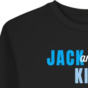 เสื้อสเวตเชิ้ตคอกลมพรีเมียมสำหรับวัยรุ่น ผ้าฟลีซนุ่ม แขนยาว สวมใส่สบาย ดีไซน์ปักลายตามสั่ง เสื้อผ้าลำลอง - Product Image 4