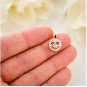 Collier Minimaliste en Or Massif 10K Personnalisé avec Pendentif Sourire et Diamant Moissanite, Bijou Tendance pour Femme, Vente en Gros - Product Image 3