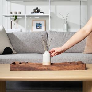 Plateau de service en bois de noyer naturel avec poignées dorées - Product Image 2